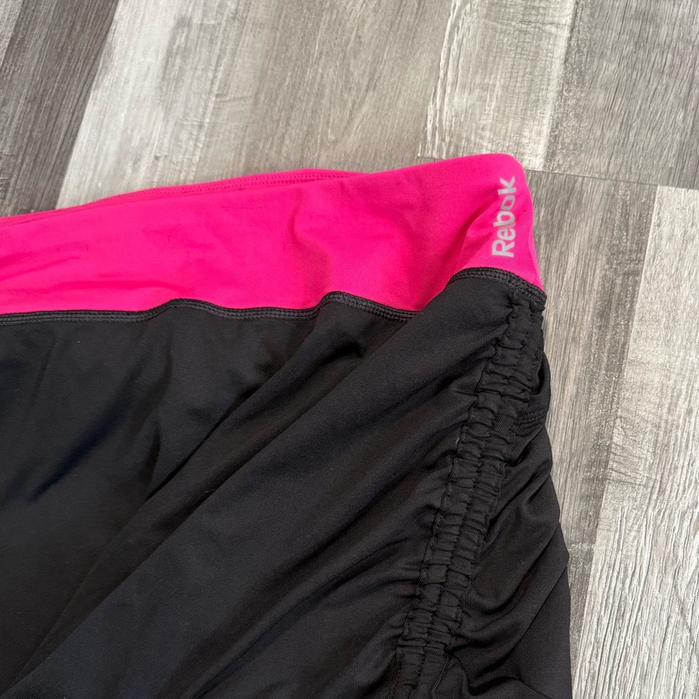 Reebok PlayDry Womens Black/Pink Athletic Compression Skirt Medium - Picture 2 of 7